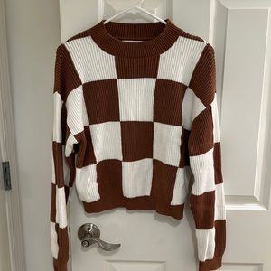 Checkered pullover sweater